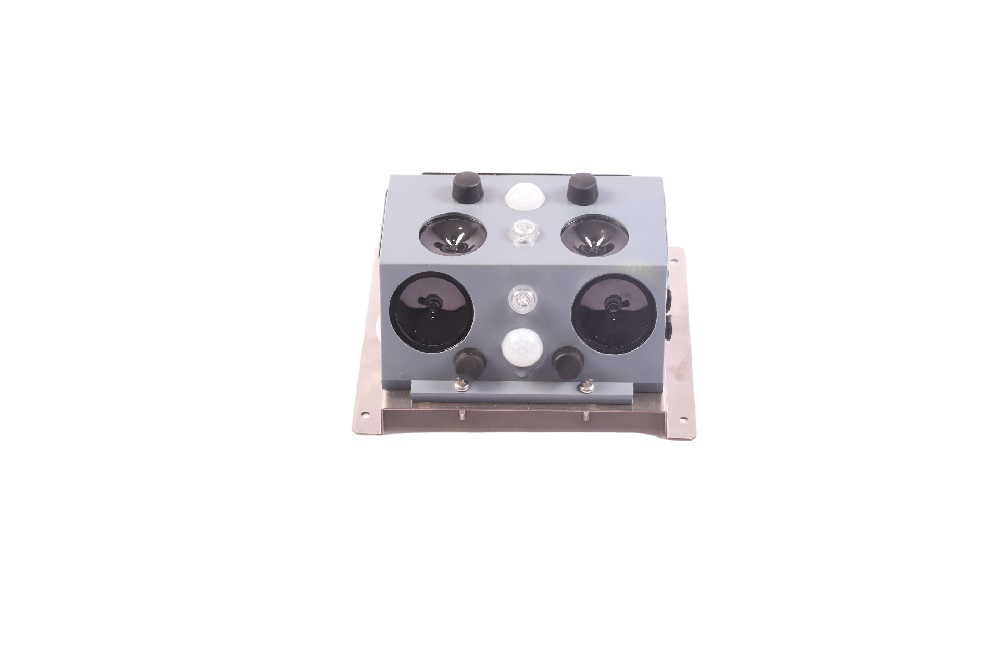 室内小动物驱赶装置